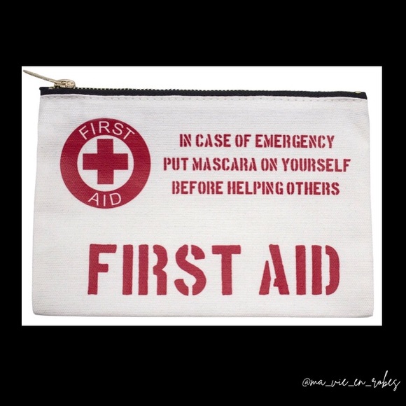 🆘 Makeup Bag: FIRST AID Emergency Mascara Help - Picture 2 of 5